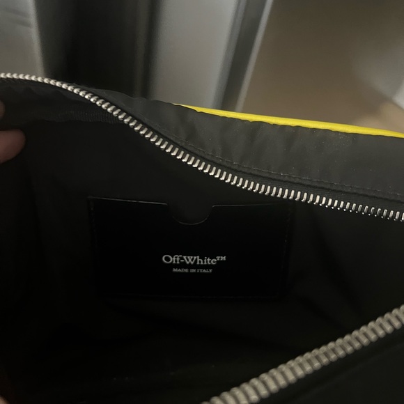 OFF WHITE VIRGIL “utility messenger” SAKS exclusive - Picture 4 of 5